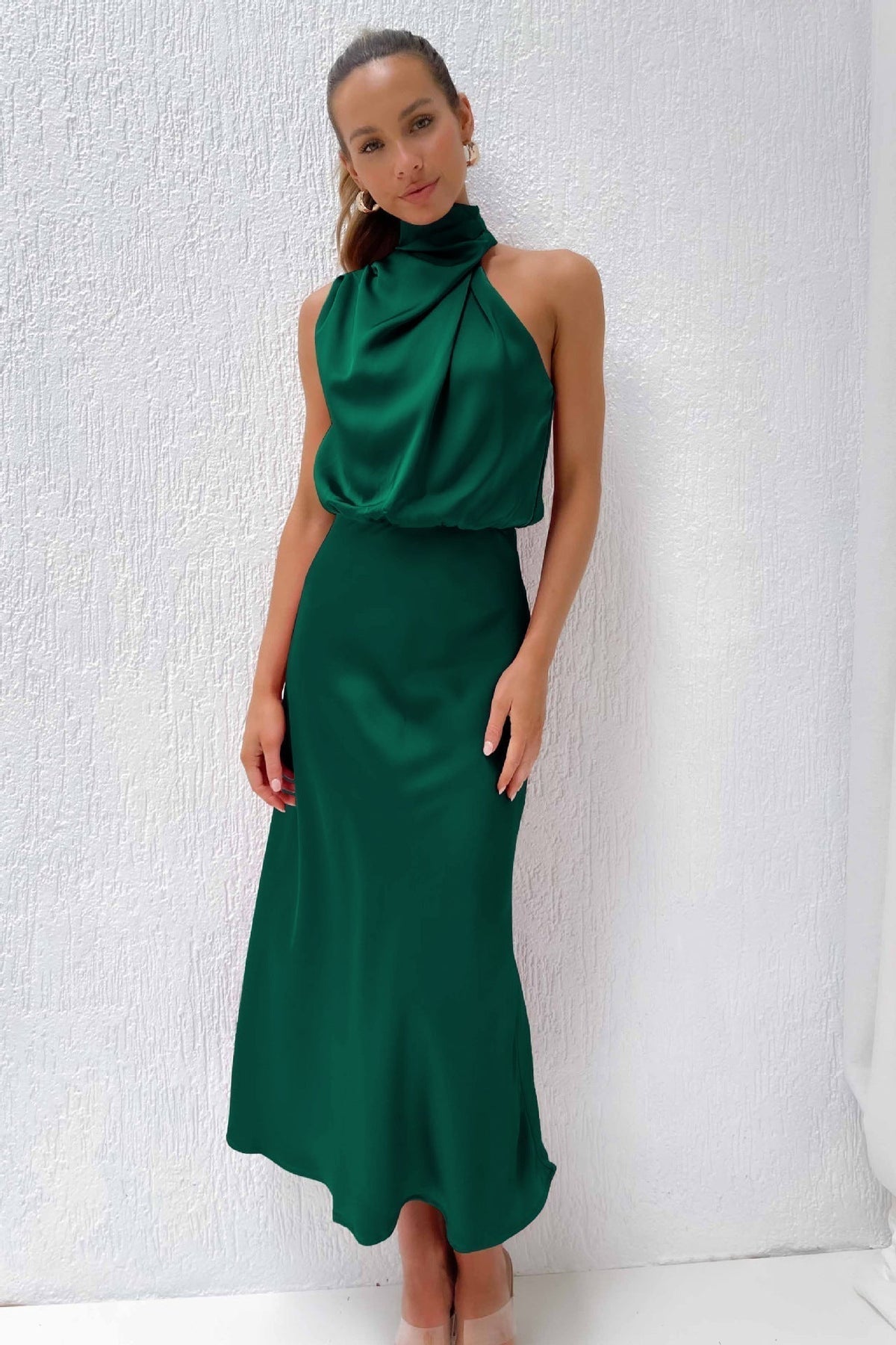 Benthe - Midi Dress with Off-the-Shoulder Design