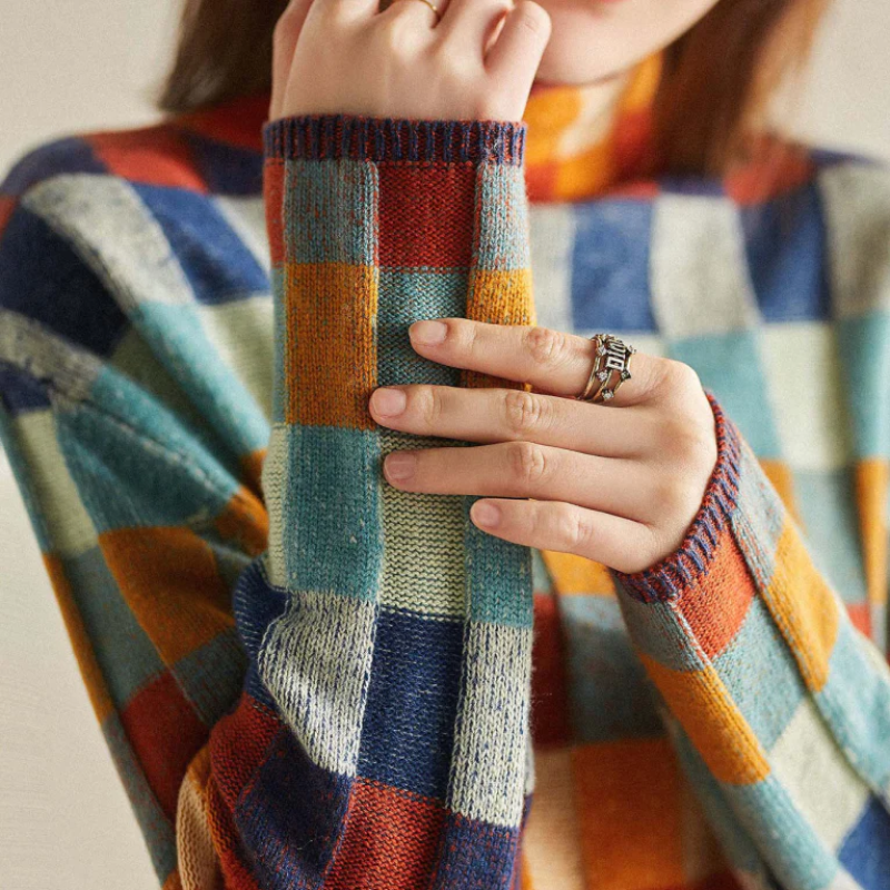 Charlie | Trendy and Comfortable Sweater